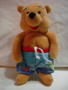 Disney Store Mini Sitzsack Sommer Pooh 8 Zoll Plüsch - Bild 1 von 12
