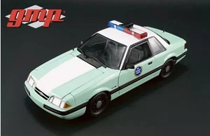 1/18 GMP 1988 FORD MUSTANG US BORDER PATROL SSP La Migra 18845 Nuovissimo - Foto 1 di 5