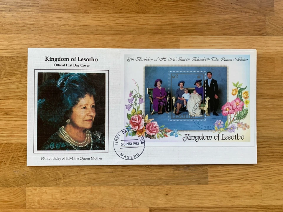 МИНИ-ЛИСТ LESOTHO 1985 FDC КОРОЛЕВА МАТЬ 85-Й ДЕНЬ РОЖДЕНИЯ ДИАНА УИЛЛС ГАРРИ ЧАРЛЬЗ - Изображение 1 из 1