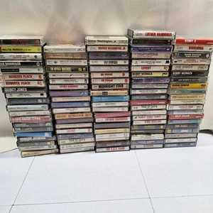 Lot R&B Soul Casettes - Untested - Robert Flack En Vogue Luther Vandross OJays - Picture 1 of 9