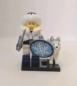 Lego Minifigura Coleccionable Serie 22, Set # 71032 - Guardián de Nieve - Imagen 1 de 4
