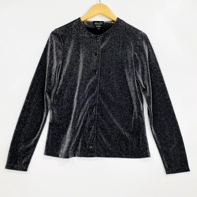 Camisa para mujer New York & Company Top mediana con botones gris brillante City elástica Foto 1 de 4