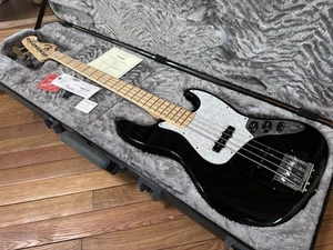Fender USA Geddy Lee Jazz Bass - Picture 1 of 8