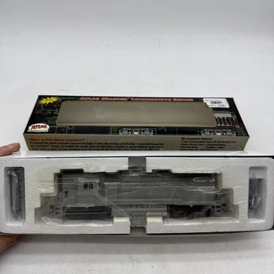 Atlas Master HO GP38 Diesel Locomotive High Nose 9143 Undecorated DCC - Image 1 of 4