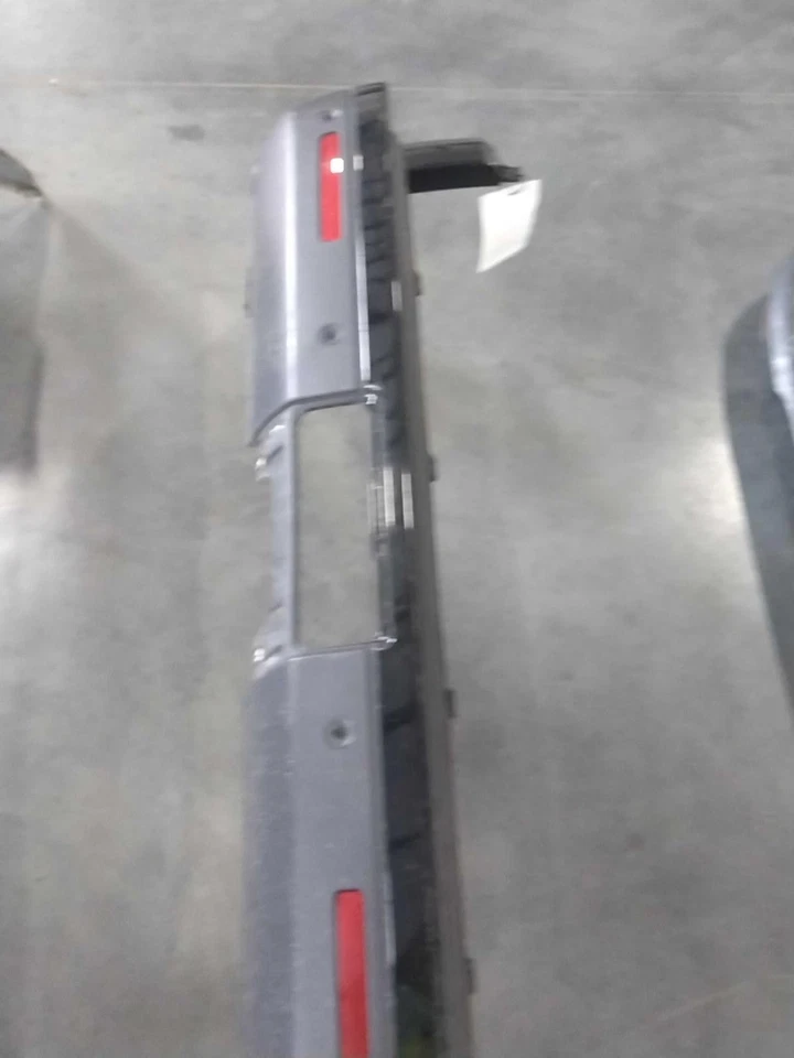 Conjunto de parachoques trasero usado se adapta a: Land Rover Lr4 2016 asistente de estacionamiento grado trasero Foto 1 de 4