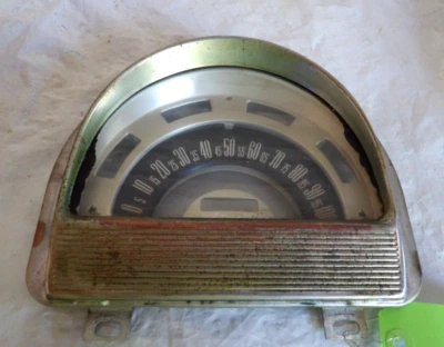 Ford Mainline 1952 velocímetro central medidor cara de racimo Foto 1 de 3