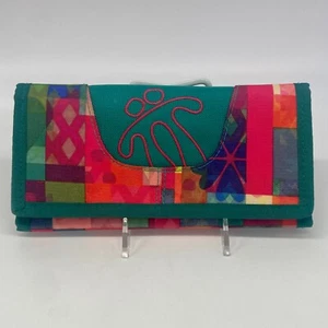 Cartera Totto colorida gráfica verde azulado triple gancho y bucle chequera ancho - Imagen 1 de 13