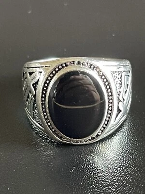 Мужское кольцо с мечом и щитом из черного обсидиана и драгоценным камнем S925 посеребренное размер 9 - Изображение 1 из 4