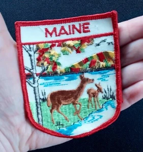 Vintage MAINE Travel Souvenir Deer Hunting Outdoors Embroidered PATCH - Picture 1 of 6
