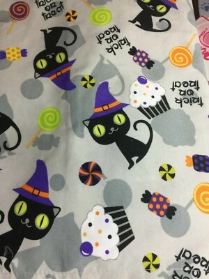 SCRUB TOP SIZES: S, M, L, XL HALLOWEEN CAT NWT TRICK OR TREAT NURSE VET CNA Cats - Image 1 of 4