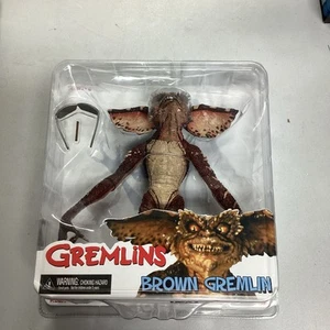 NECA Gremlins Serie 2 Marrón Gremlin NUEVO SELLADO DE FÁBRICA COMO NUEVO EN TARJETA SIN USAR, EN CAJA - Imagen 1 de 4
