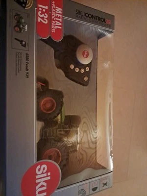 Siku Control Metal 1:32 Traktor - Bild 1 von 4