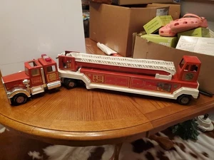 Vintage Tonka Fire Truck #1 Hook and Ladder Semi Truck Vintage Pressed Steel 32” - Picture 1 of 6