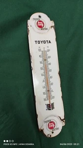 Toyota Thermometer Gas Oil Vintage Collectable Porcelain automotive souvenir - Picture 1 of 11