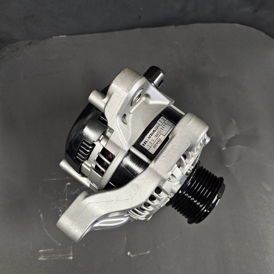 Alternador Honda CR-V L4 2,4 litros 135 amperios K24W9 2015-2019 reman 1 año de garantía Foto 1 de 4