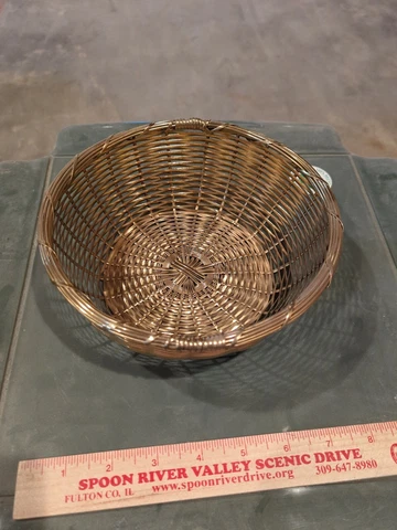 Vintage Round Rustic Hand Woven Brass Metal Basket Bowl 7 1/4" Cover