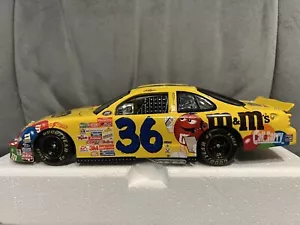 2000 Ken Schrader M & M Racing Team Die Cast Stock 1:24 Nascar Car #11061 - Picture 1 of 7