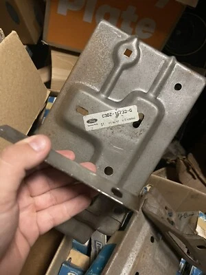 Bandeja de batería Falcon Ford 1963 1964 OEM chapa metálica original nueva de fábrica Foto 1 de 2