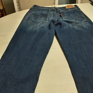 Levi's Girl's Jeans size 4 Regular Cotton Blue denim Stretch Mid Rise 5 pocket - Picture 1 of 7