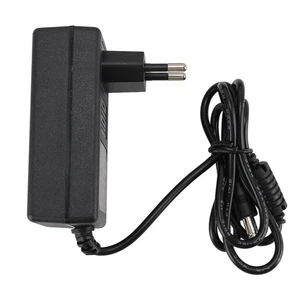 13.3in Computer Display 1920x1080 BNC AV VGA USB MIC AUX HD Multimedia Inter NEW - Afbeelding 1 van 24