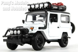 Toyota FJ40 Land Cruiser 1/24 Scale Diecast Metal Car Model - WHITE - Overland - Picture 1 of 13