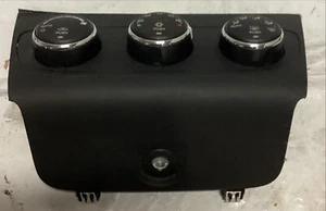 11-14 CHRYSLER 200 AIRE ACONDICIONADO CALENTADOR TEMPERATURA CLIMATIZADOR OEM P55111888AG - Imagen 1 de 1