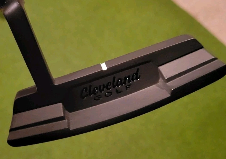 Cleveland Frontline 4.0 Putter 33.5" Right-Handed - Image 1 of 4