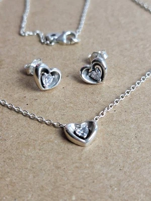 Pandora Herzen Halskette 45 cm. und Ohrstecker Set. Silber 925 Zirkonia. Wie Neu - Bild 1 von 4