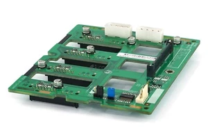 451781-001 HP BACKPLANE4BAY LFF 3.5 FOR ML150 ML310 G5 464187-001 - Photo 1/7