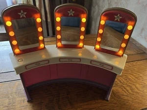 Barbie My Scene "Goes Hollywood" Dressing Room Mirrors & Working Lights Play Set - Picture 1 of 18