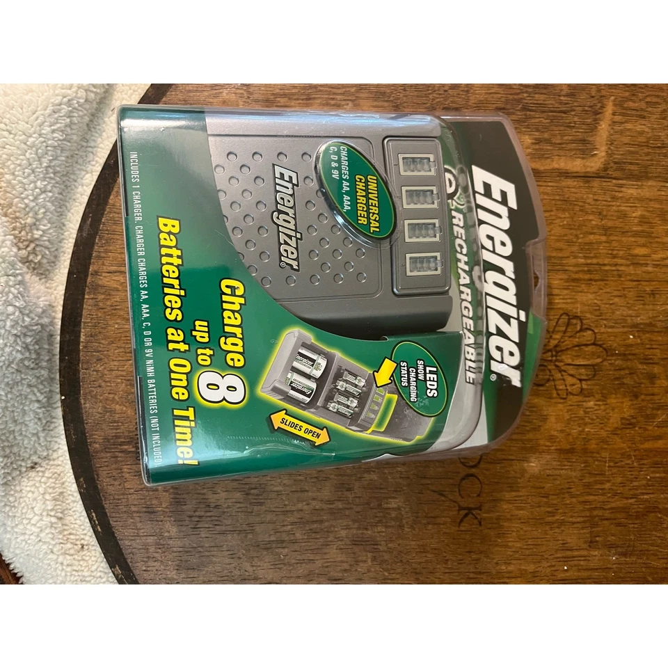 Energizer E2 Recharge Universal  Battery Charger *New Sealed Charges Up To 8 - Image 1 of 3