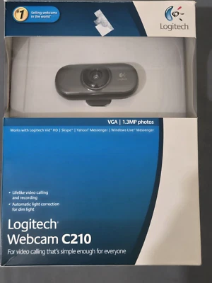 logitech webcam C210 VGA 1.3MP photos works on multiple platforms - Image 1 of 4