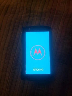 Motorola Moto Z Play XT1635-02 - 32GB - Black and Silver Unlocked With Otterbox - Image 1 of 4