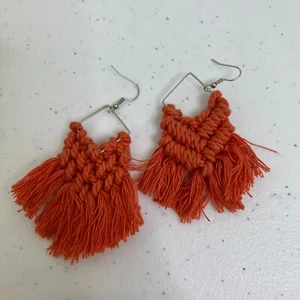 Orange Macrame Earrings Silver Tone Boho Fringe Tassel Chevron Geometric Dangle - Picture 1 of 5
