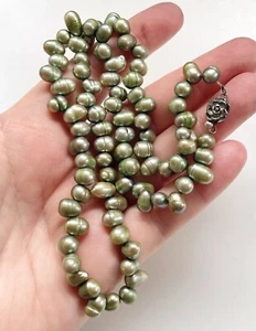 Vintage Estate Sterling Silver Light Pistachio Green Baroque Pearl Necklace 18" - Picture 1 of 4