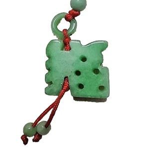FENG SHUI GREEN JADE LUCK CHARM FOR HAPPINESS WEALTH AND PROTECTION - Picture 1 of 6