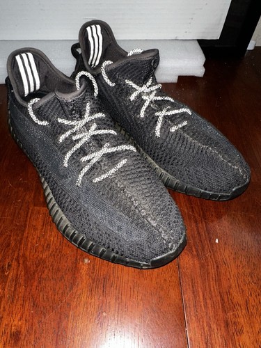 Yeezy Boost V2 Nero Antiriflesso