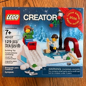LEGO CREATOR: Winter Skating Scene (40107)
