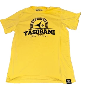 Atlus Persona Yasogami High School T-Shirt Large gelb 25th Anniversary - Bild 1 von 6