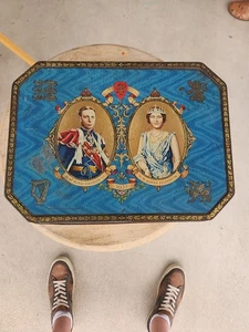 ROYALTY British Coronation Litho Tin Box, Royal Souvenir 1937,King George VI - Picture 1 of 9