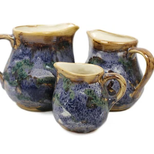 Kanne Krug in 3 Größen Wasserkanne Milchkanne Saft- Weinkanne BLAU- GRÜN Motiv - Bild 1 von 11