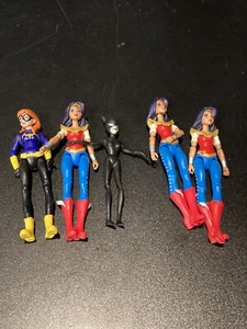 Supergirl Batgirl Black cat Action Figures Lot - Picture 1 of 8