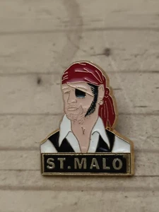 Pin's Pins Pin Enamel 21 Ville France Corsaire "ST MALO"  - Picture 1 of 5
