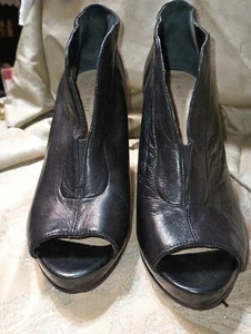 Nine West Boots Womens 8.5 M Pendanto Ankle Booties Black Leather Peep Stiletto - Picture 1 of 8