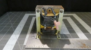 478-050 Transformer Input 102-132Vac 60Hz to 24 V.dc 2.0 A.dc - Picture 1 of 6