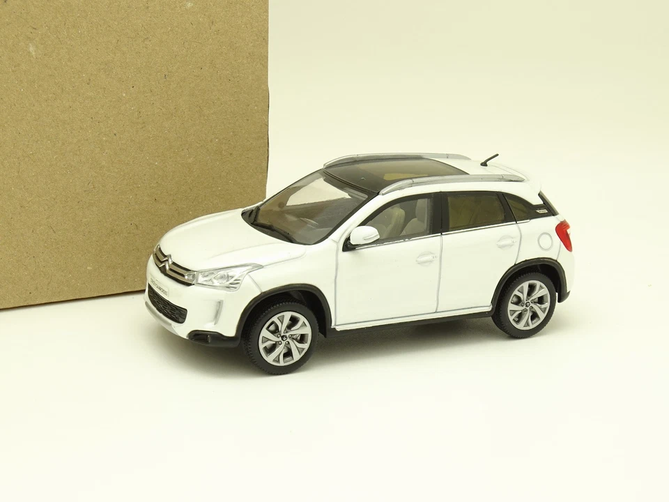 Norev SB 1/43 - Citroen C4 Aircross Blanche - Photo 1/1
