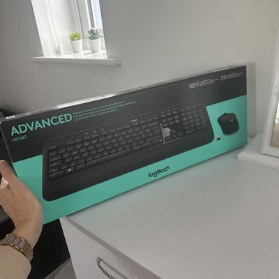 Logitech MK540 Advanced Wireless Keyboard and Mouse Set - Brand New - Image 1 of 4