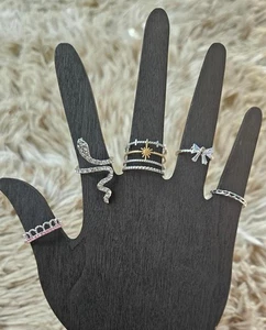 Set of 5 Women's Silver Tone Rings with Decorative Accents Brand New - Picture 1 of 4