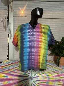 Adult Scrubs Men Medium Tie Dye  - Picture 1 of 3