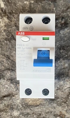 ABB 2CSF202101R1400 Fehlerstrom-Schutzschalter RCCB 2pol 40A / 0,03A FI-Schalter - Bild 1 von 3